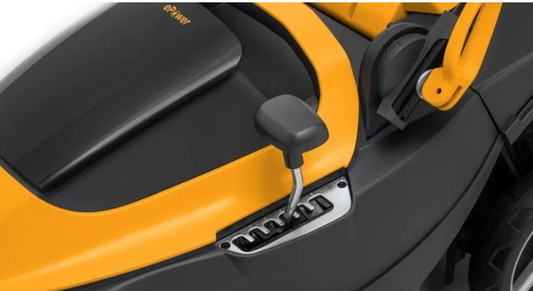 TONDEUSE A BATTERIE STIGA 136E - KIT VENDU AVEC 2 BATTERIES 20V 2AH ET 1 CHARGEUR DOUBLE JUSQU'À ÉPUISEMENT DES STOCKS